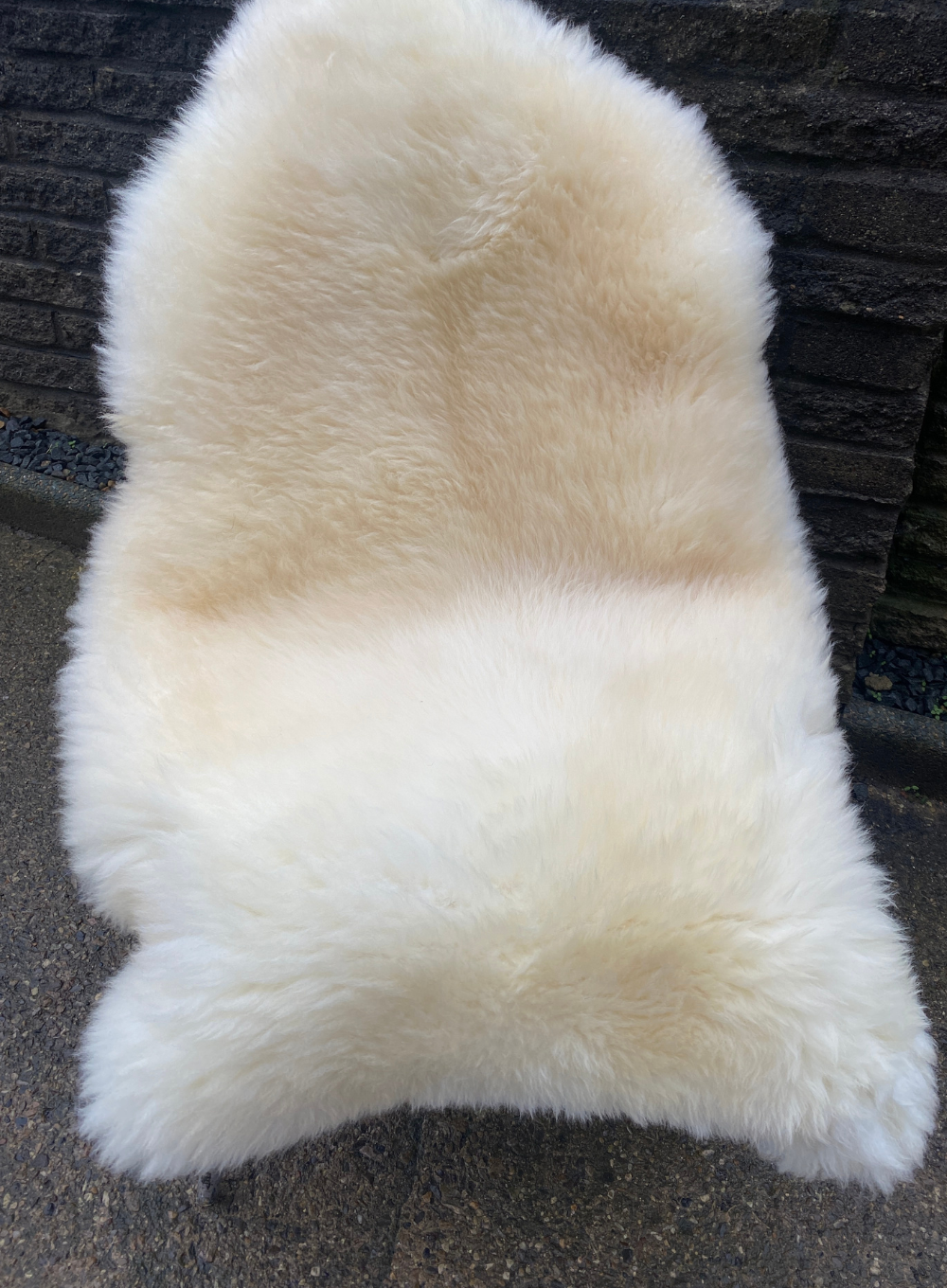 Cream sheepskin rug 